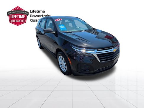 Used 2024 Chevrolet Equinox LS w/ Driver Confidence II Package FWD image 5