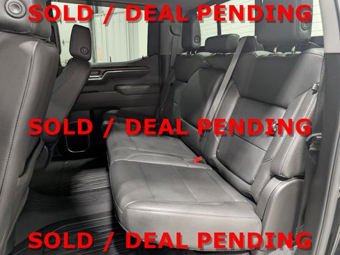 Used 2024 GMC Sierra 1500 SLT w/ SLT Premium Package AWD/4WD image 18