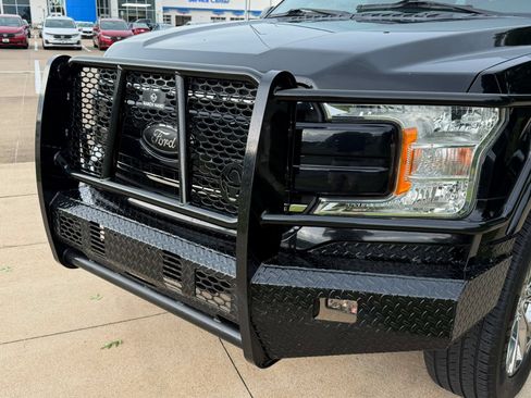 Used 2018 Ford F150 XLT w/ Equipment Group 302A Luxury AWD/4WD image 10