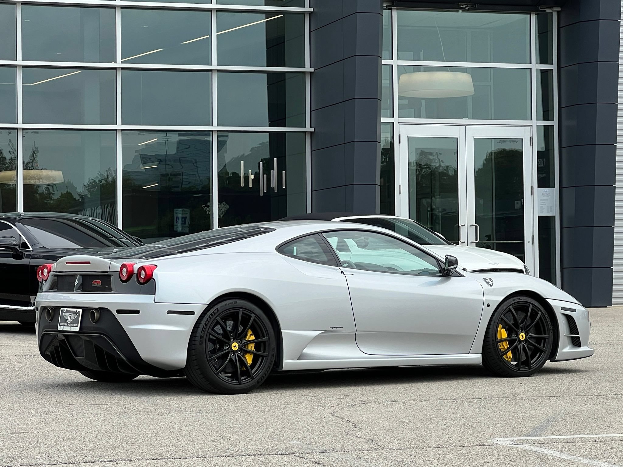 Used 2009 Ferrari F430 Scuderia RWD image 3