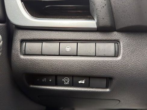 Certified 2023 Nissan Rogue SL w/ SL Premium Package image 18