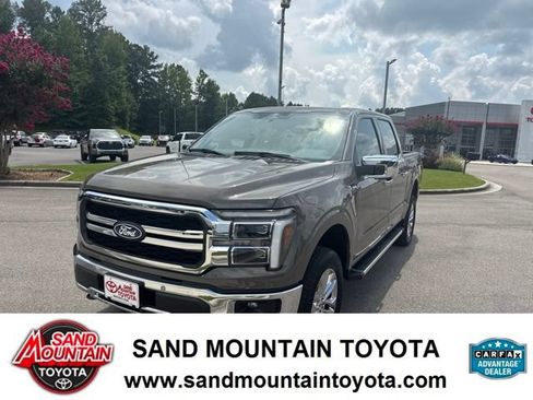 Used 2025 Ford F150 Lariat w/ Equipment Group 501A Mid AWD/4WD image 7