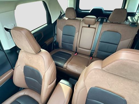 Used 2024 Ford Bronco Sport Badlands w/ Premium Package image 23