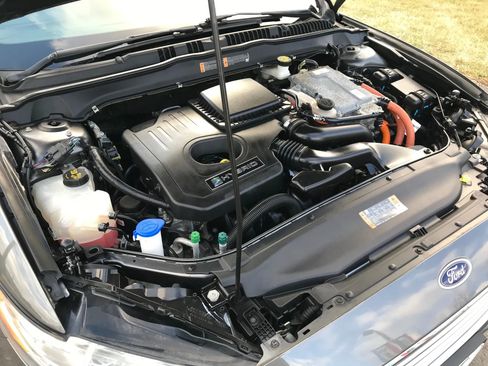 Used 2017 Ford Fusion S image 51