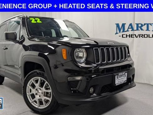Used 2022 Jeep Renegade Latitude w/ Convenience Group AWD/4WD image 1