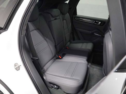 Certified 2023 Porsche Cayenne GTS image 36