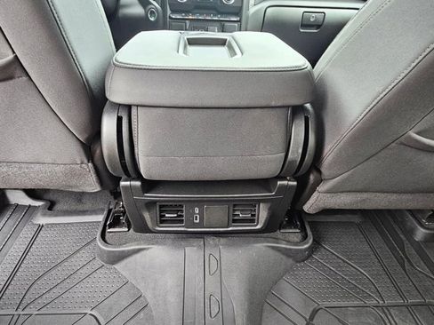 Used 2025 Chevrolet Silverado 1500 Custom w/ Turbomax Blackout Package RWD image 17