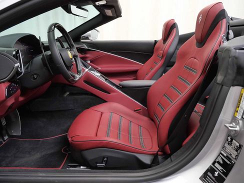 Certified 2025 Ferrari Roma Spider image 19