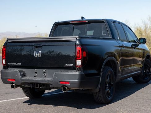 Used 2023 Honda Ridgeline Black Edition image 4