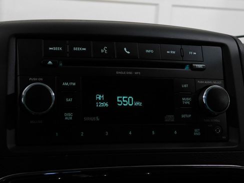 Used 2011 Dodge Grand Caravan SXT image 46