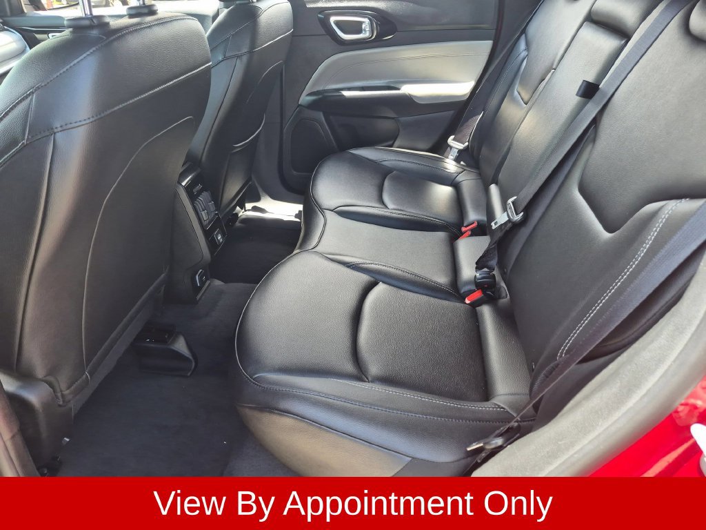 Used 2025 Jeep Compass Limited AWD/4WD image 26