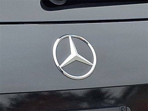 Used 2023 Mercedes-Benz GLA 250 4MATIC image 31