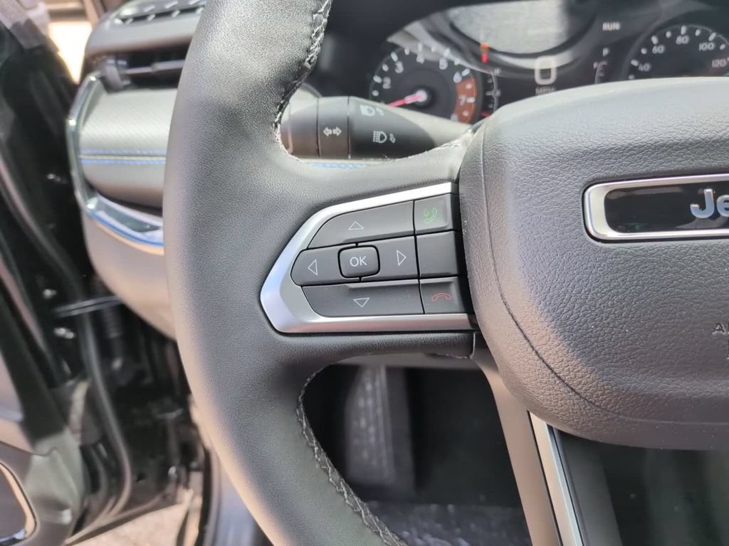 New 2026 Jeep Compass Latitude AWD/4WD image 24