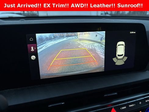 Certified 2023 Kia Telluride EX w/ EX Captain's Chair Package image 13