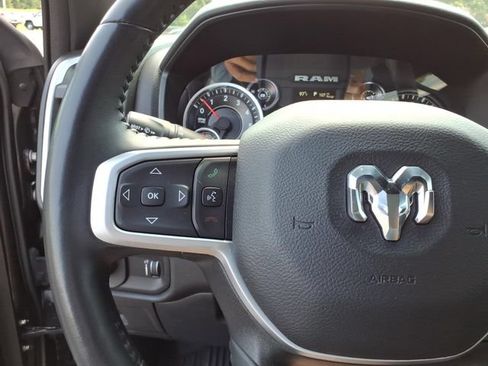 Used 2023 RAM 1500 Big Horn AWD/4WD image 9