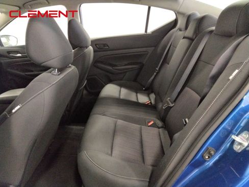 Used 2025 Nissan Altima 2.5 SV image 29