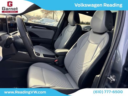 New 2026 Volkswagen Tiguan SE R-Line image 11