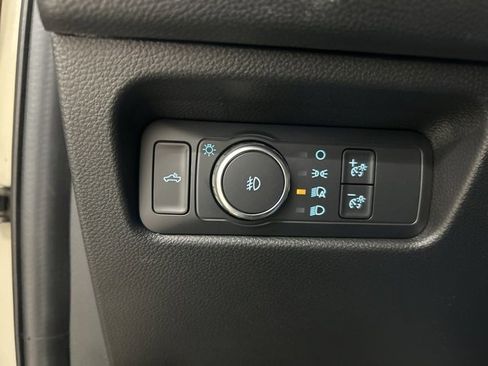 Used 2025 Ford Ranger Lariat w/ Advanced Towing Package image 15