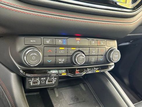 Certified 2024 Dodge Durango R/T image 24