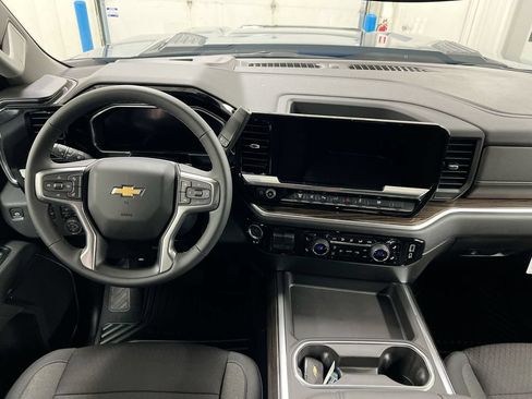 New 2026 Chevrolet Silverado 2500 LT w/ All Star Edition AWD/4WD image 10