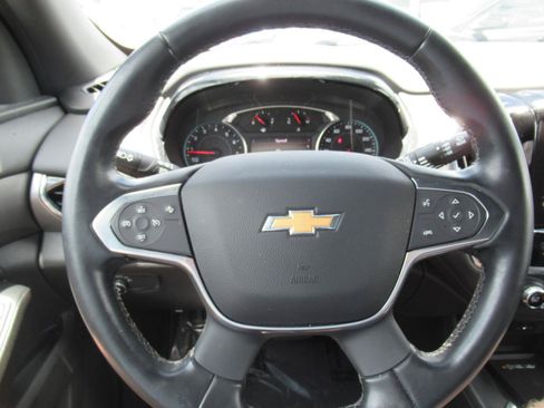 Certified 2023 Chevrolet Traverse LT FWD image 22
