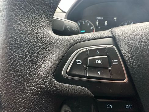 Used 2021 Ford EcoSport SE w/ SE Convenience Package image 16