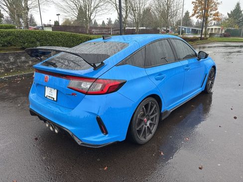Certified 2023 Honda Civic Type R image 3