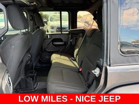 Used 2020 Jeep Wrangler Unlimited Sport S AWD/4WD image 15