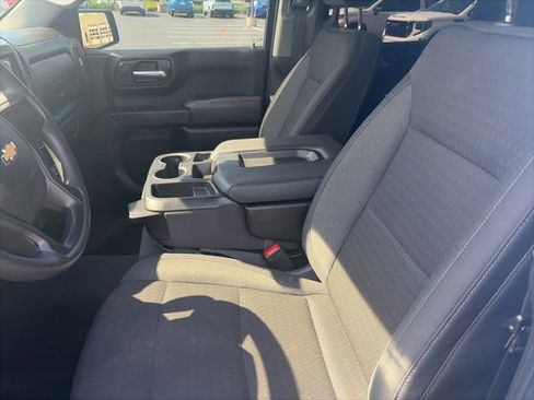 Certified 2022 Chevrolet Silverado 1500 Custom AWD/4WD image 8
