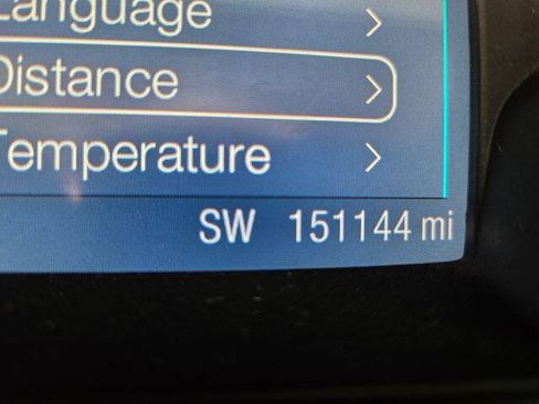 Used 2015 Ford Escape SE AWD/4WD image 21