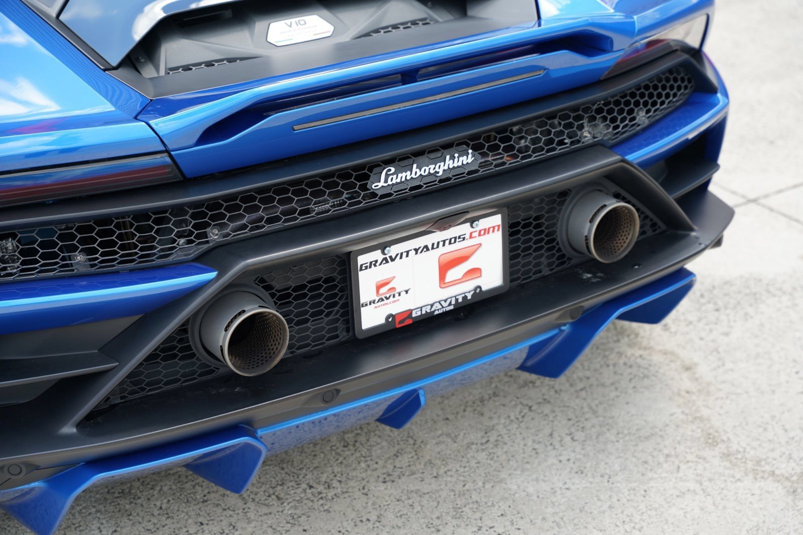 Used 2020 Lamborghini Huracan EVO RWD image 18