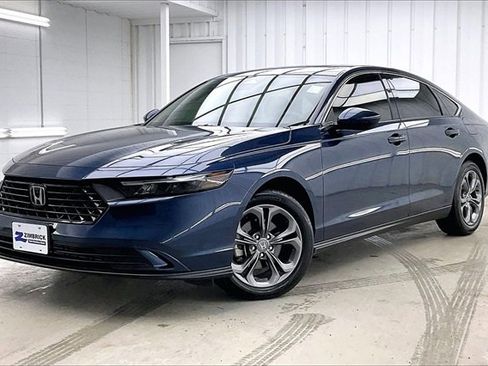 Certified 2023 Honda Accord EX image 2