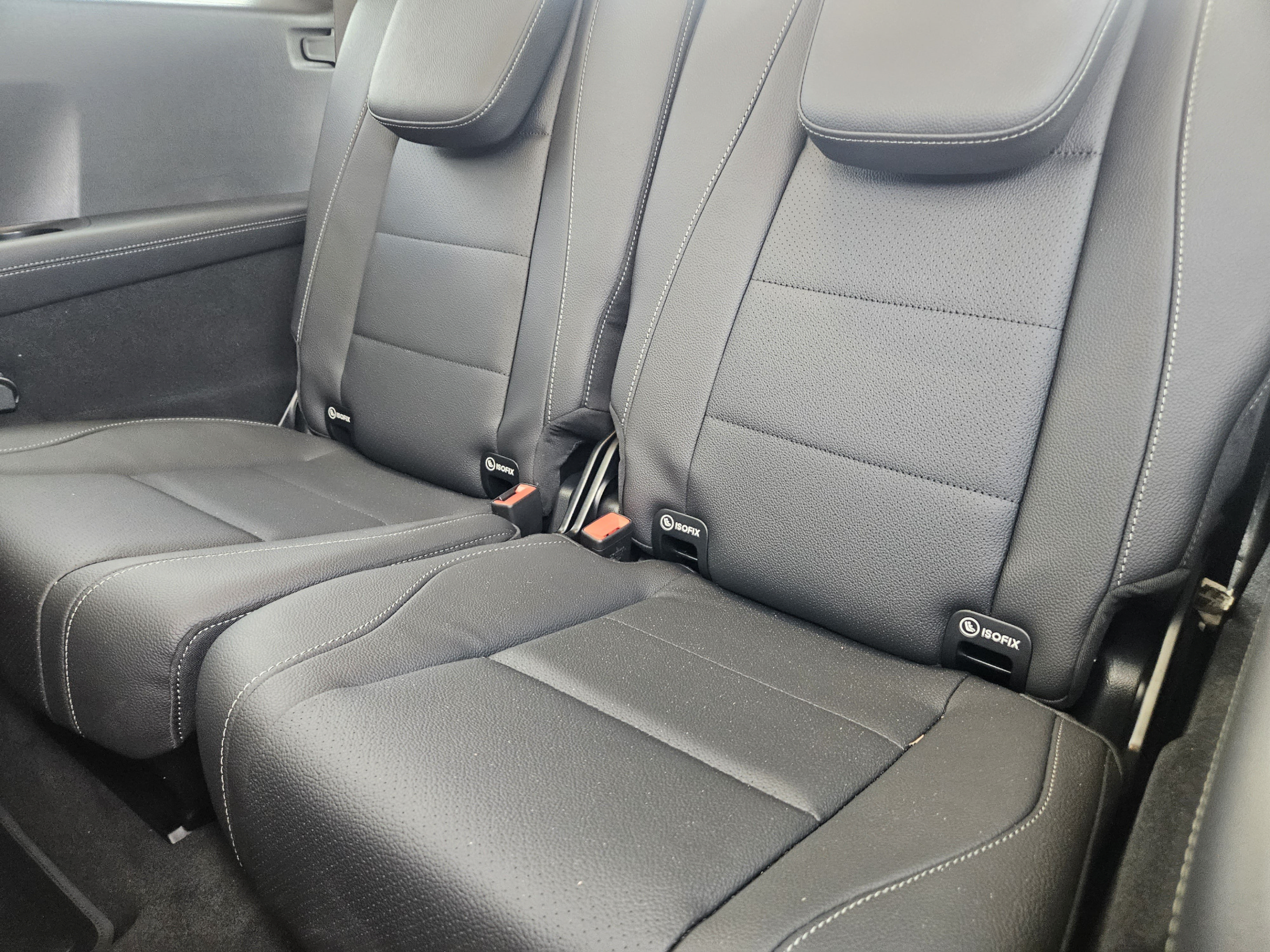 Used 2026 Mercedes-Benz GLS 450 4MATIC w/ AMG Line Exterior image 22