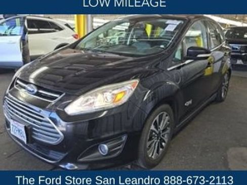 Used 2017 Ford C-MAX Energi Titanium FWD image 3