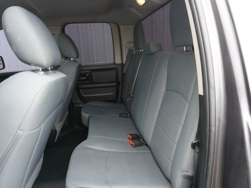 Used 2019 RAM 1500 Express w/ Express Value Package image 31