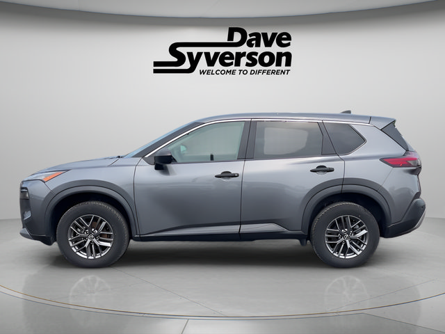 Used 2023 Nissan Rogue S AWD/4WD image 2