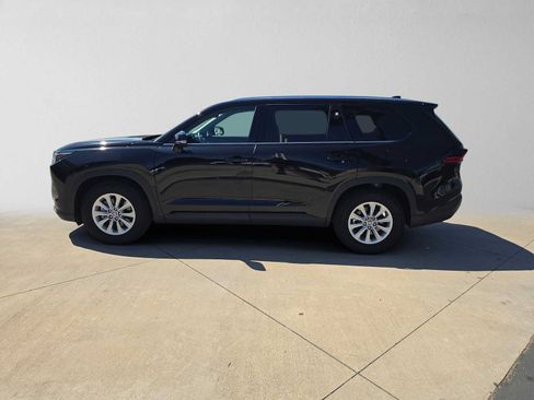 Certified 2026 Toyota Grand Highlander FWD image 6