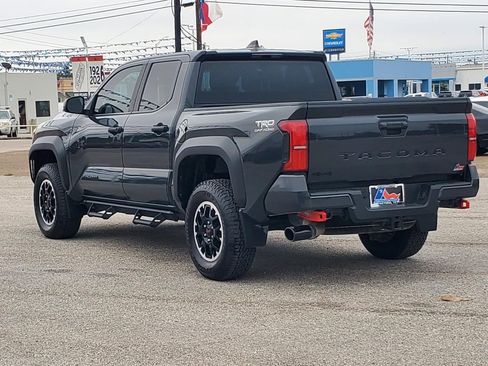 Used 2024 Toyota Tacoma TRD Off-Road AWD/4WD image 5