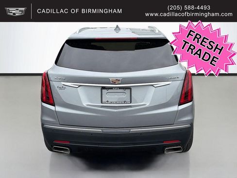 Certified 2025 Cadillac XT5 Luxury FWD image 3