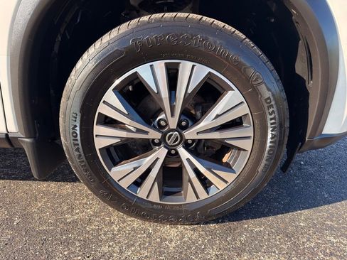 Used 2021 Nissan Rogue SV AWD/4WD image 19