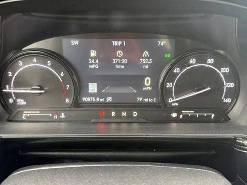 Used 2022 Lincoln Corsair AWD w/ Premium Package image 14