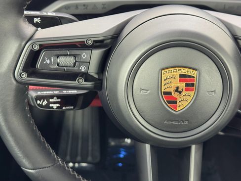 Used 2022 Porsche Taycan 4S image 22