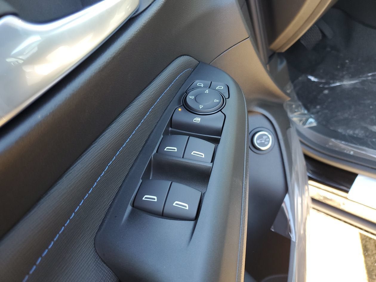 New 2026 Buick Envista Sport Touring w/ Convenience II Package FWD image 17