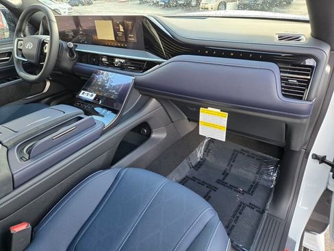 New 2026 INFINITI QX80 SPORT w/ Premium Cargo Package image 23