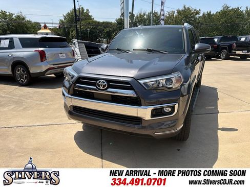 Used 2021 Toyota 4Runner Limited RWD image 4