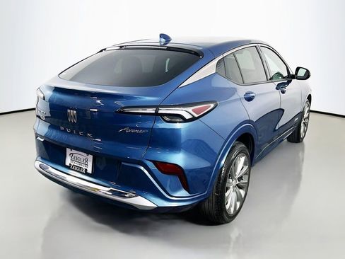 Certified 2024 Buick Envista Avenir image 5