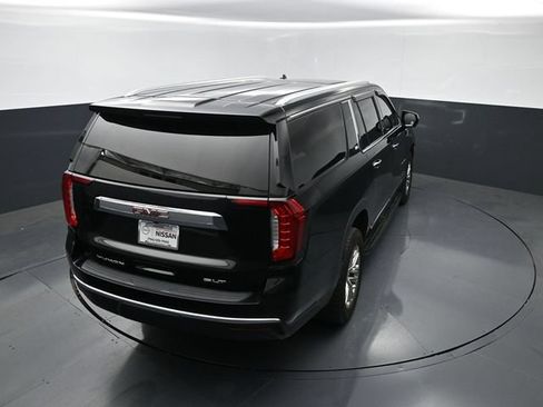 Used 2022 GMC Yukon XL SLT AWD/4WD image 22