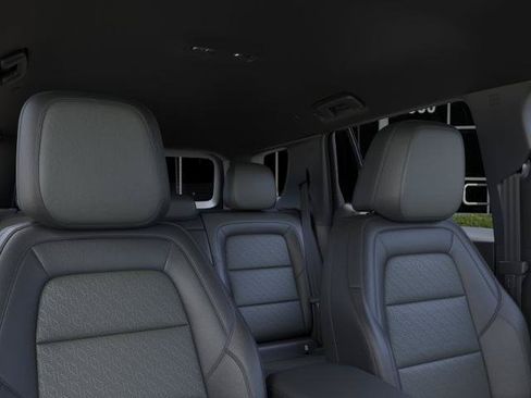 New 2026 Chevrolet Equinox LT w/ Convenience Package II FWD image 24