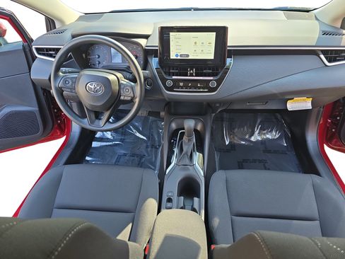 Used 2025 Toyota Corolla LE w/ Convenience Package image 9