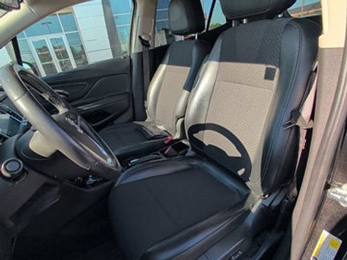 Used 2020 Buick Encore Preferred FWD image 14